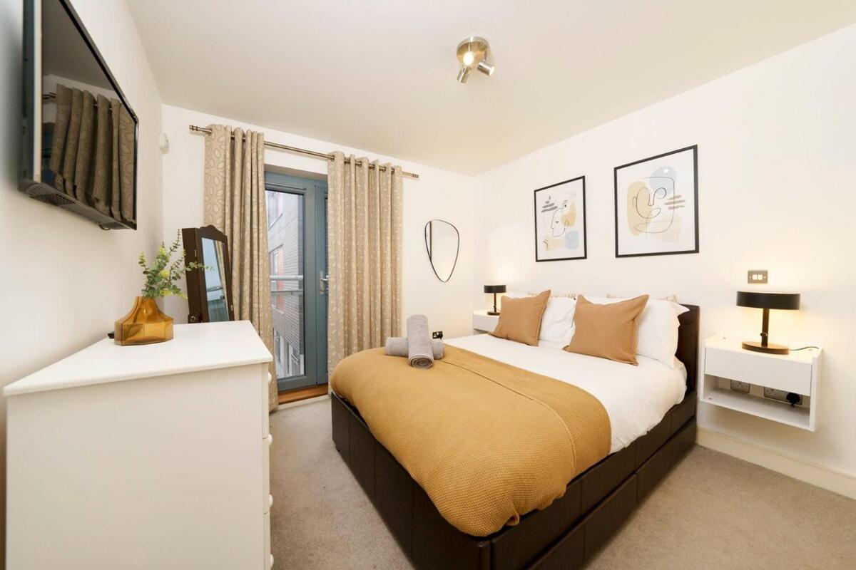 Modern One Bedroom With Sofa Bed In Aldgate Zone 1 With Smart Tvs And Fast Wifi Apartment *